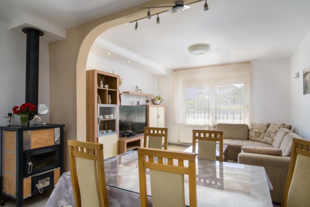 Apartments Tonka Trogir Exterior photo