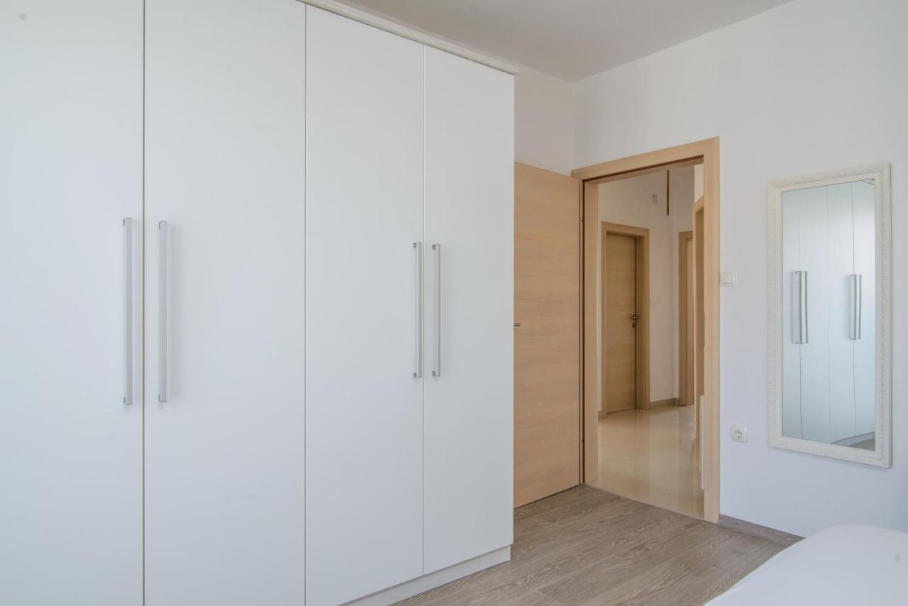 Apartments Tonka Trogir Exterior photo