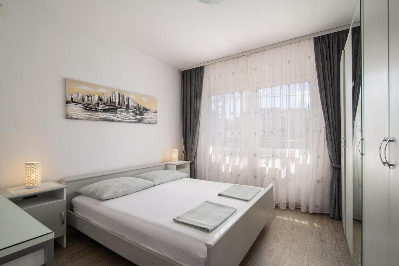 Apartments Tonka Trogir Exterior photo
