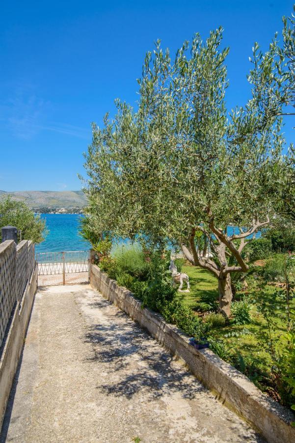 Apartments Tonka Trogir Exterior photo