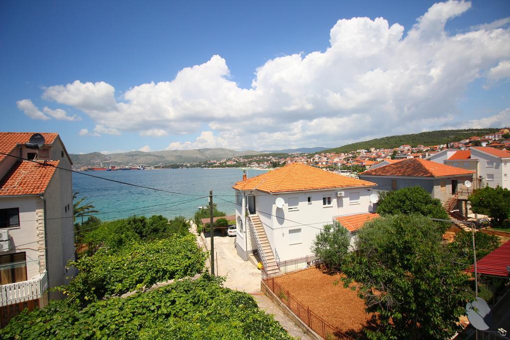 Apartments Tonka Trogir Room photo